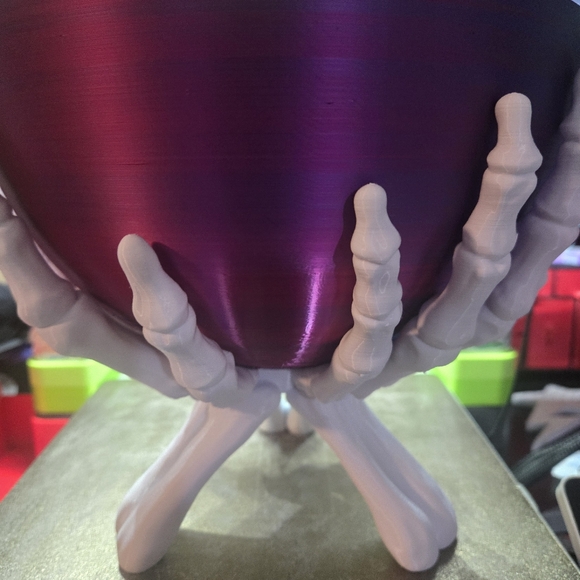 Skeleton hand Halloween candy bowl - Picture 7 of 9